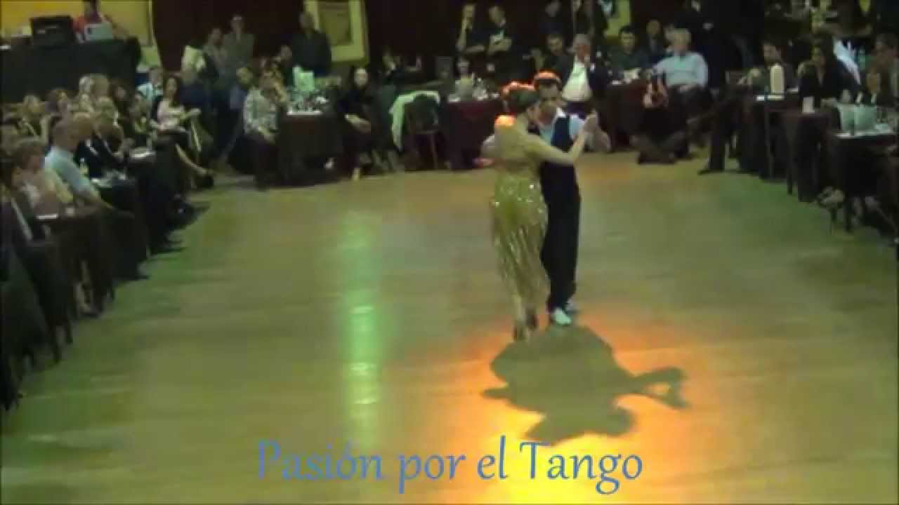 CAROLINA BONAVENTURA y MARTIN OJEDA Bailando el Tango EL NENE DEL ABASTO en YIRA YIRA MILONGA