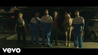 Mondo Panico Lyrics English Translation