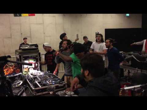 Roots Collective Soundsystem play Pablo Moses - Give I Fi I Name@Dublife Turnhout (21-4-2017)