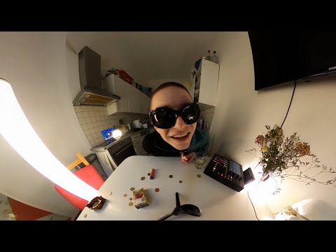 tWeAker - rez x jinisjuicy (official music video)