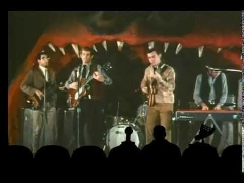 download lagu mp3 mp4 Girl In Gold Boots, download mp3 Girl In Gold Boots free downloadn, video klip Girl In Gold Boots