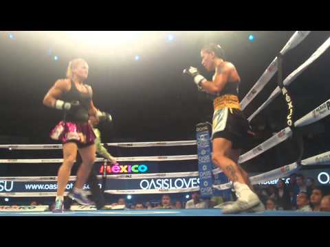 Ultimo Round "Alejandra Oliveras vs Erica Farias"