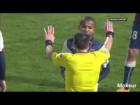 Quand les joueurs de foot se bagarrent (Clash, Insulte, Coup...)