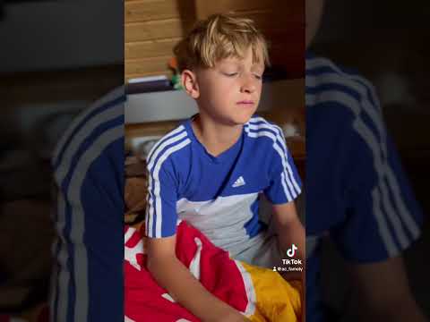 Niemals hat Carlo das gemacht😅 #funny #tiktok #comedy #foryou #lustig #fun #humor #dadandson