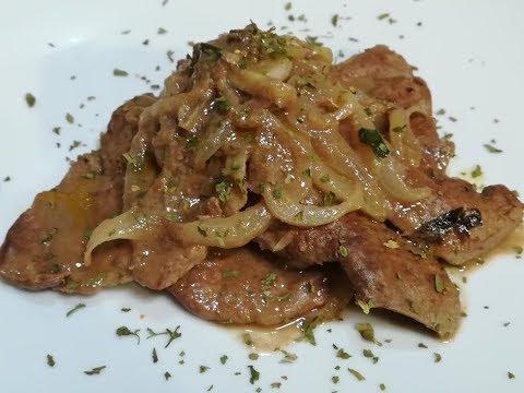 Tranci di fegato con cipolla