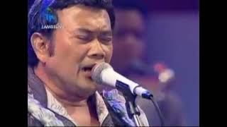 Download lagu Rhoma Irama Tersesat Live Konser TPI 2010 mp3