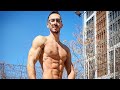 Young Hunk showing in PUBLIC his Shredded Body and MUSCLES