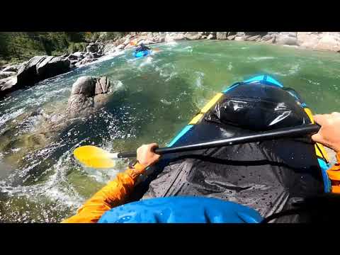 ooops thats a drop - Hellende Run PackRaft