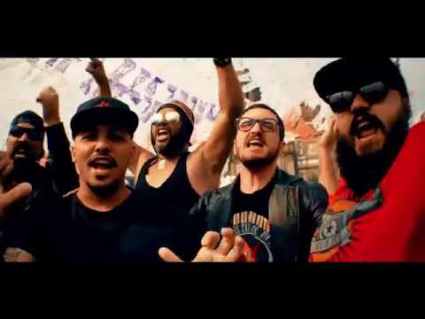 La Toma - El Patio de Atrás