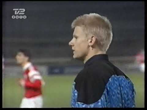 28/11/1990 Uefa Cup Round 3 1st leg BRONDBY v BAYER LEVERKUSEN