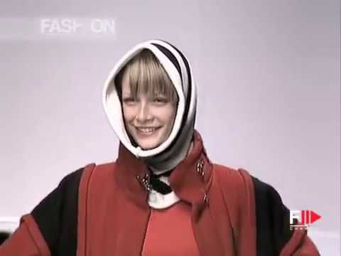 COURRÈGES Fall 1994/1995 Paris - Fashion Channel
