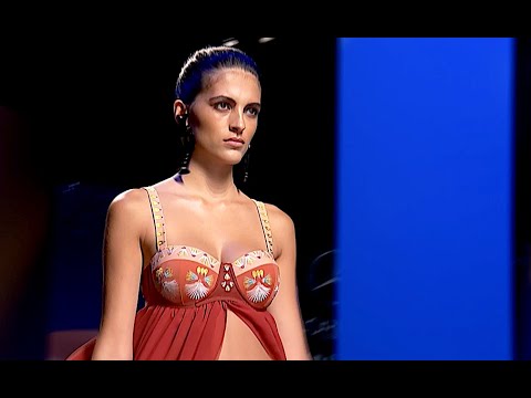 DOLORES CORTES Highlights Spring 2022 Madrid - Fashion Channel