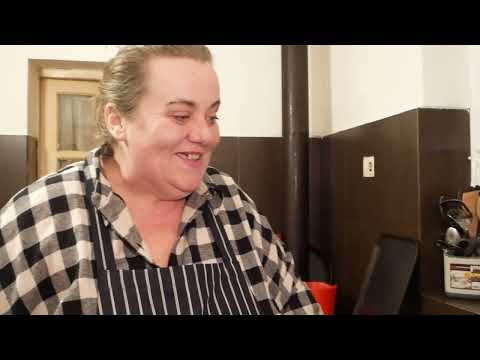 Cartofi aurii cu Pui crocant la cuptor