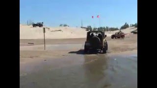 preview picture of video 'Jeeps at Silver Lake Sand Dunes'