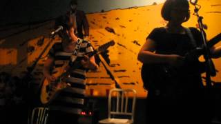 The Softies - "Tracks and Tunnels" live @ the Bunk Bar