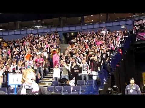 Top 4 Telekom-Baskets-Bonn 13 Wechselgesang