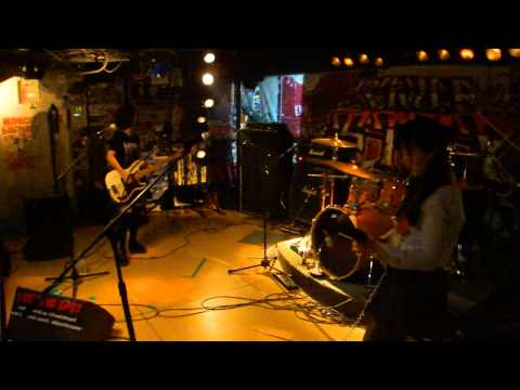 20131004 Look and Listen - Give It Up