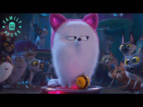 Gidget Saves Busy Bee and Max Saves Cotton | The Secret Life of Pets 2
