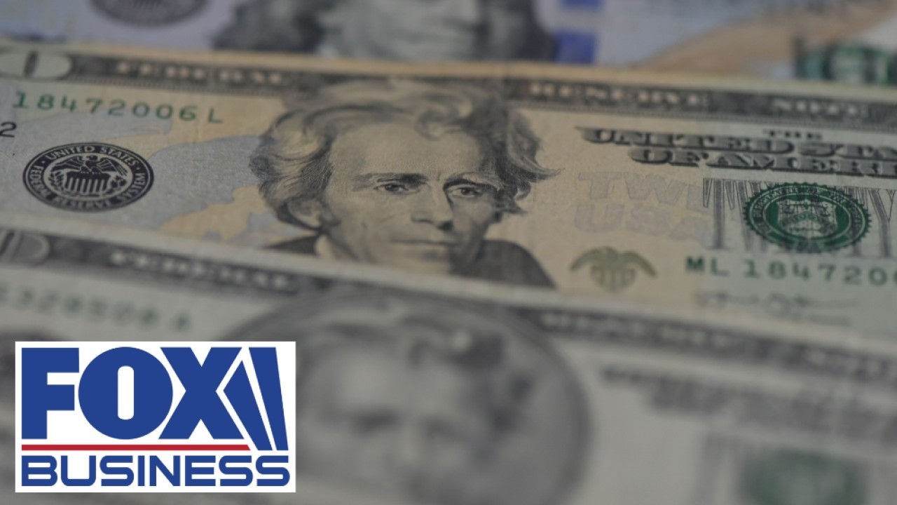 Foreigners are buying, not selling, US securities, expert reveals