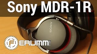 Sony MDR-1R Black - відео 2