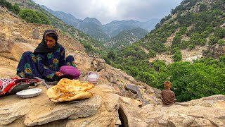 The Difficult Life of a Afghan 81-Year-Old Grandmother on a Mountaintop ⛰️ - Far From Civilization 🏡