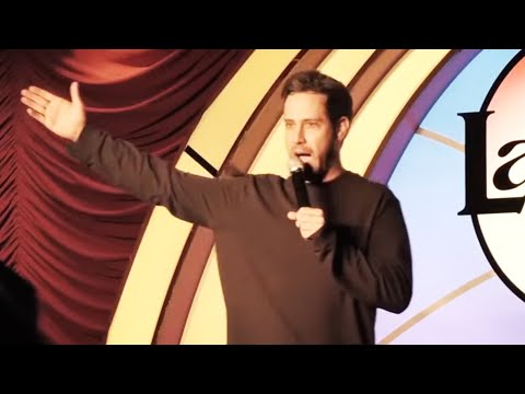 Comedian Effortlessly Handles Miserable MAGA Couple