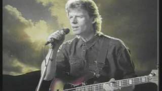 Runrig - Skye (Live At The Barrowland Ballroom, Glasgow)