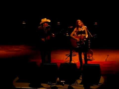 GILLIAN WELCH - "The Way The Whole Thing Ends" live 7/7/11