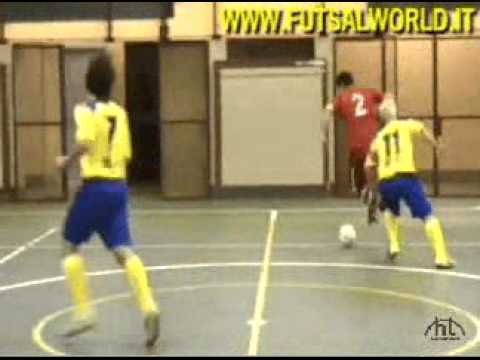29/1/11 Robur Saronno - Bergamo Calcetto , highlights , Juniores - calcio a 5 / futsal