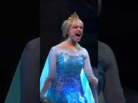 Elsa’s Beautiful Let It Go Dress Transformation #shorts #frozen #letitgo #elsa #youtubeshorts