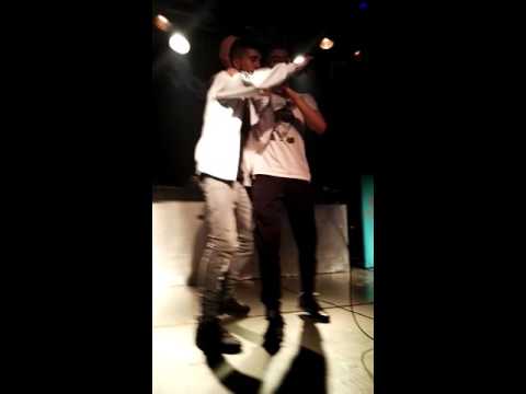 Denom ft Jarfaiter- Flacos y Nerviosos (Directo) #2