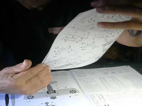 RODEN 1/32 PT-17 INBOX REVIEW VIDEO 1