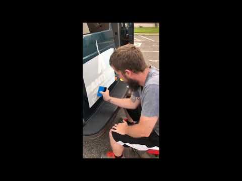How to apply Oracal 651 to a vehicle using the hinge method and the wet method