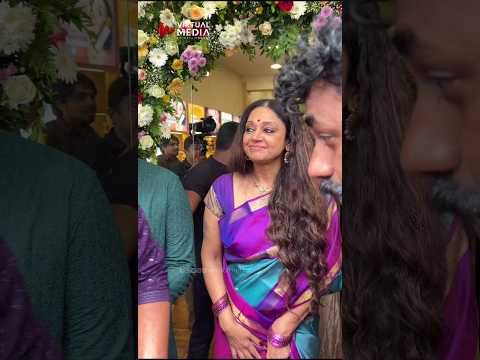 😮Did you see what Shobana chechi did on the way back after the inauguration | #shobana