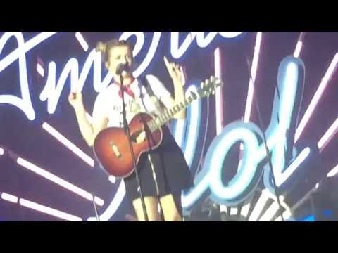 American Idol Live S16: Maddie gives the crew a shoutout | Monroe, WA 8.28.18