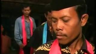 Download lagu Warti Cs / NASIB - SIDO RONDO / MADYO LARAS /LIVE DALON GENENGSARI 2006 mp3