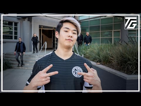 Smoothie explains how his shotcalling works on TSM
