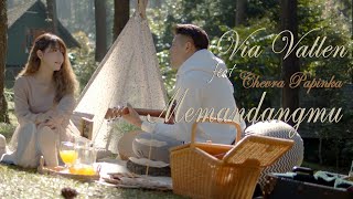 Download lagu Via Vallen ft Chevra Papinka - Memandangmu ( Video Karaoke) mp3