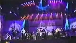 Laura Pausini - Cuando Se Ama (En Vivo)