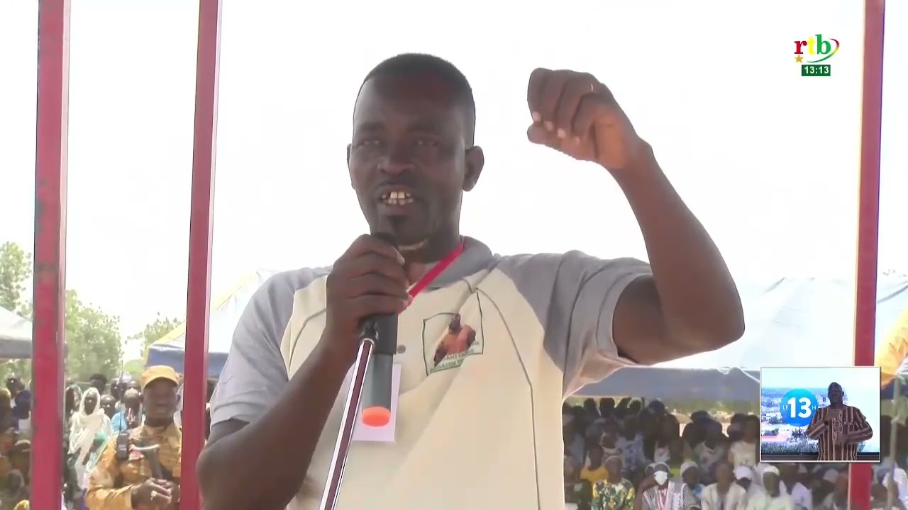 Inauguration d’un rond-point dédié au capitaine Ibrahim Traoré à Lago dans le Zandoma