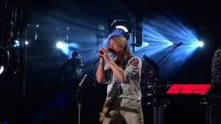 Keith Urban sings &quot;Coming Home&quot; live at CMA Fest