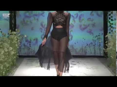 International model Lavinia Ichim in Winklaar Fashion Show