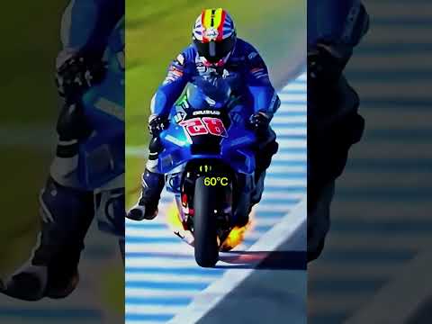 Что делают гонщики MotoGP, когда хотят пить?