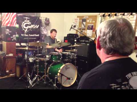 Keith Carlock Zildjian-Sponsored Drum Clinic