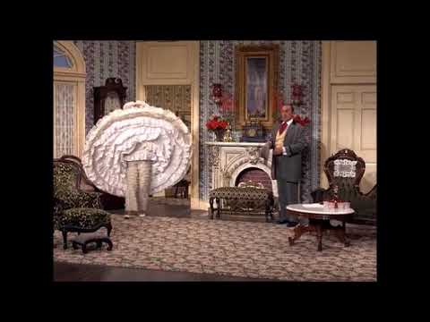 Lucille Ball and the hoopskirt  - Here's Lucy (S4 E1 1971)