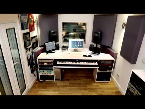 Andy Whitmore at his West London Recording Studio - Record Production. Video 2