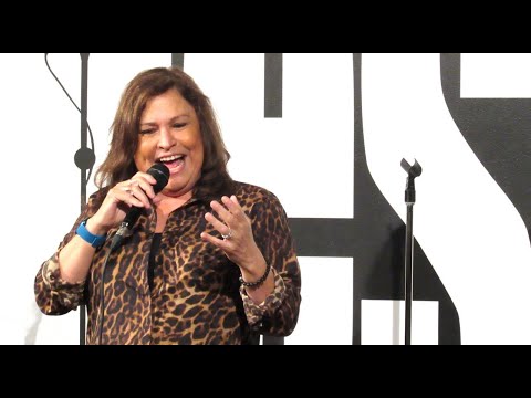 Martha Chaves | Cocaine | Stand-Up Comedy