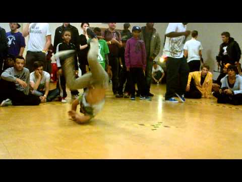 Da B-boy/girl Cyphers - Birmingham Breakfest 2011 (9
