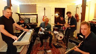 &#39;LOVE THE ONE YOU&#39;RE WITH&#39; CROSBY STILLS NASH covered by the HSCC