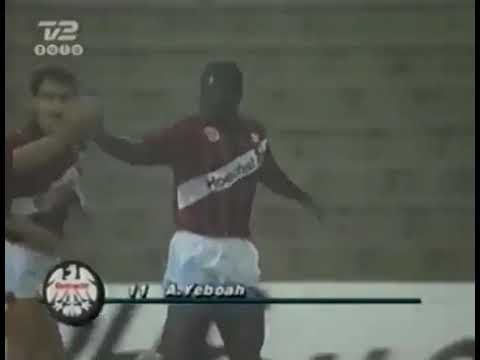 Tony Yeboah (Eintracht Frankfurt) - 02/10/1990 - Eintracht Frankfurt 4x1 Brondby-DIN - 1 gol